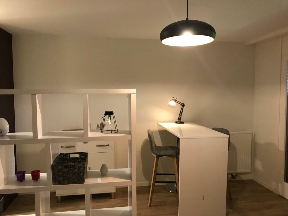 Large Studio Near Epfl And Lausanne City Center Ecublens  ภายนอก รูปภาพ